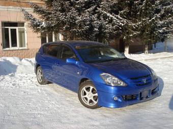 2005 Toyota Caldina Photos