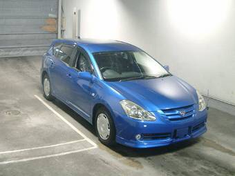 2005 Toyota Caldina Photos