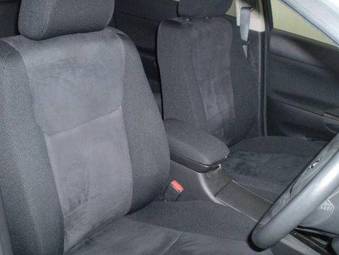 2005 Toyota Caldina Photos