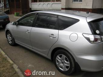 2005 Toyota Caldina Photos