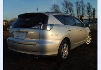 2005 Toyota Caldina Photos