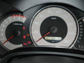 2005 Toyota Caldina Pics
