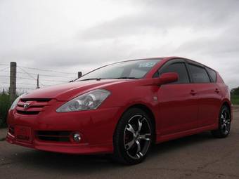 2005 Toyota Caldina Photos