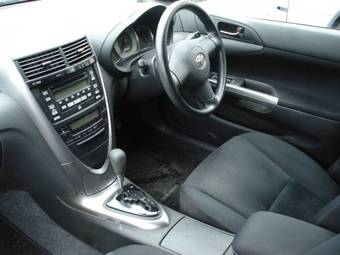 2005 Toyota Caldina Photos