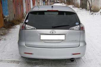 2005 Toyota Caldina Photos