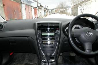 2005 Toyota Caldina Photos