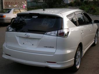 2005 Toyota Caldina Images