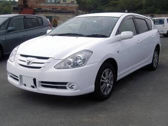 2005 Toyota Caldina Pictures