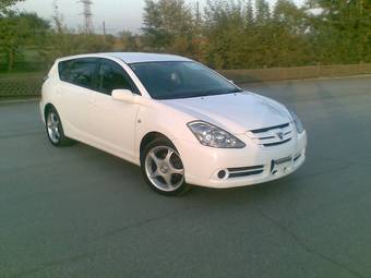 2005 Toyota Caldina Photos