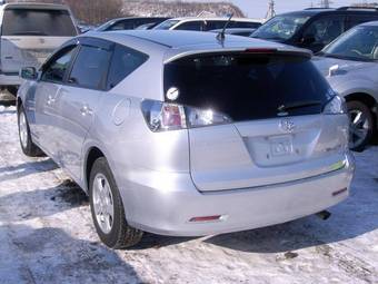 2006 Toyota Caldina Pictures