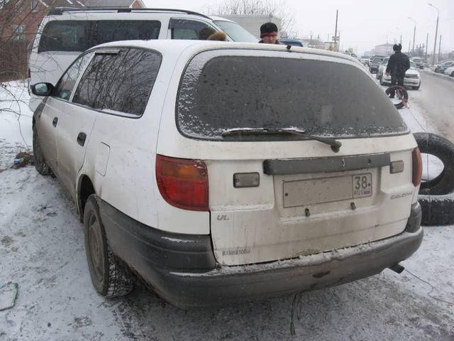 1995 Toyota Caldina Van