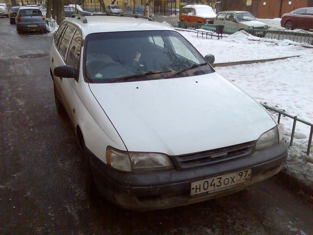 1996 Toyota Caldina Van