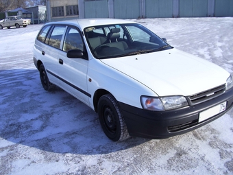 1997 Toyota Caldina Van