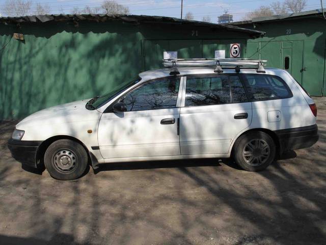 1997 Toyota Caldina Van