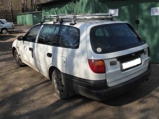 1997 Toyota Caldina Van