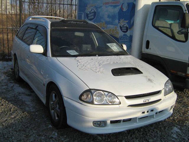 1997 Toyota Caldina Van