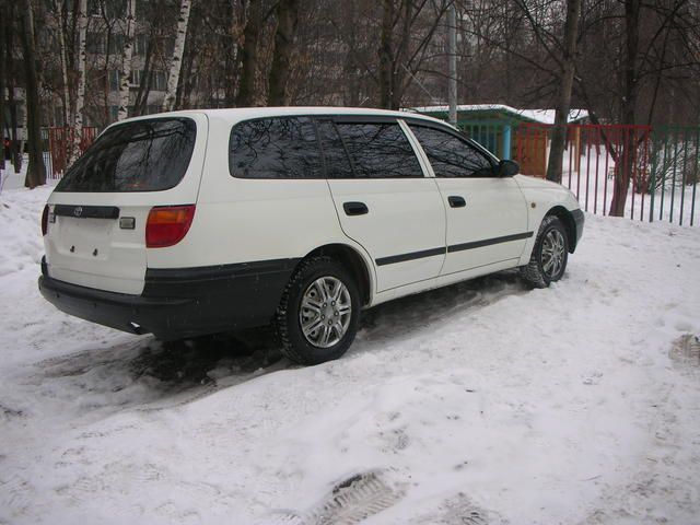 1998 Toyota Caldina Van