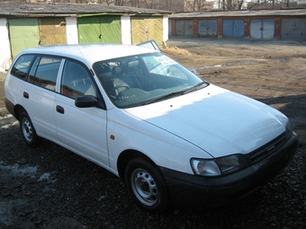 1999 Toyota Caldina Van