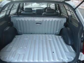 1999 Toyota Caldina Van Pictures