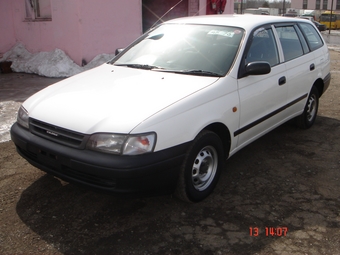 2000 Toyota Caldina Van