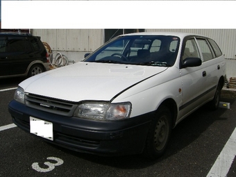 2000 Toyota Caldina Van