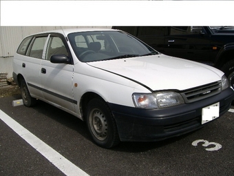 2000 Caldina Van