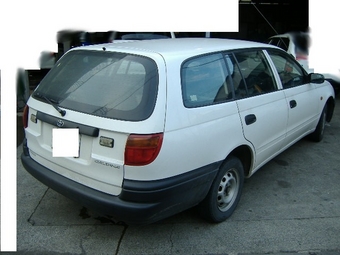 2000 Caldina Van