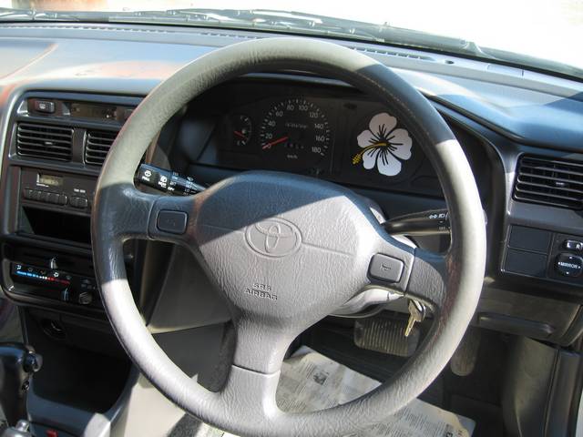 2000 Toyota Caldina Van