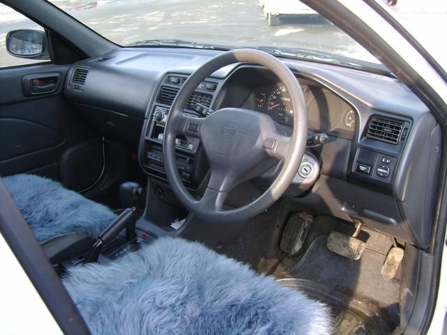 2000 Toyota Caldina Van