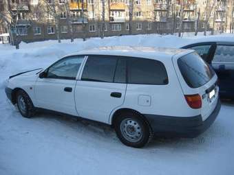 2001 Toyota Caldina Van
