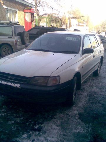 2001 Toyota Caldina Van