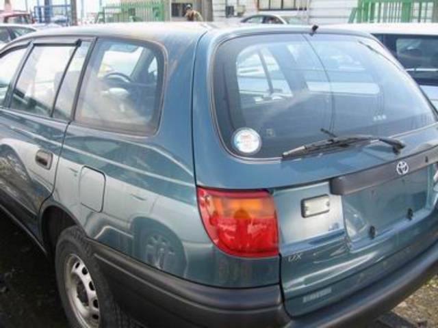 2002 Toyota Caldina Van