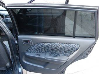 2002 Toyota Caldina Van Images