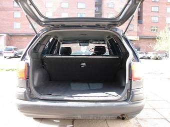 2002 Toyota Caldina Van Pictures