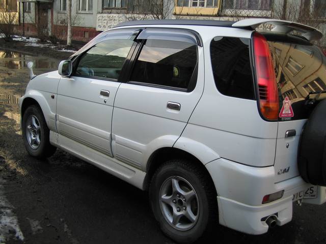 1999 Toyota Cami