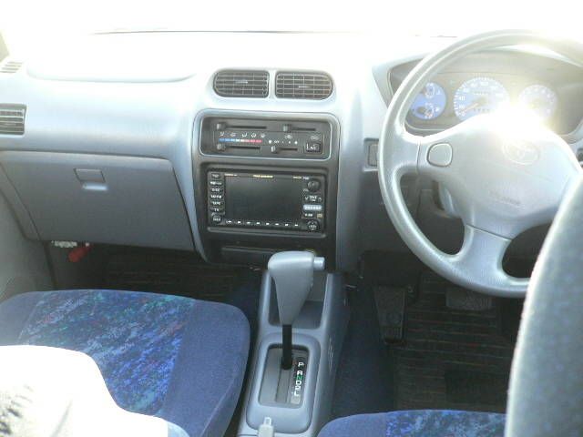1999 Toyota Cami