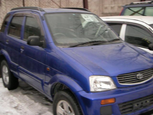 1999 Toyota Cami