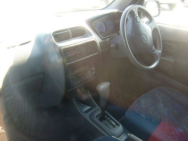 1999 Toyota Cami