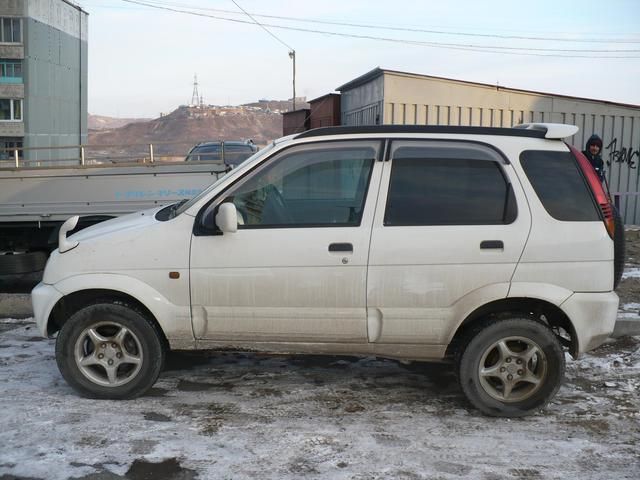 1999 Toyota Cami