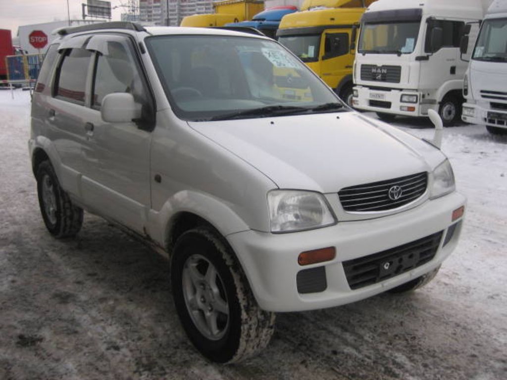 1999 Toyota Cami