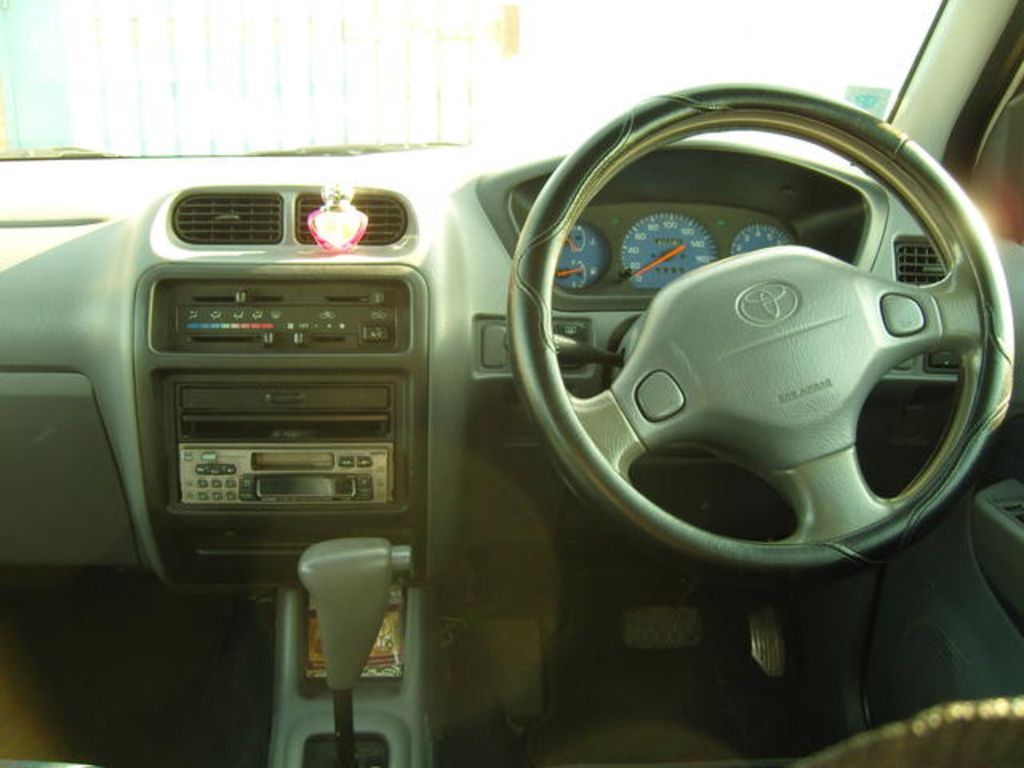 1999 Toyota Cami