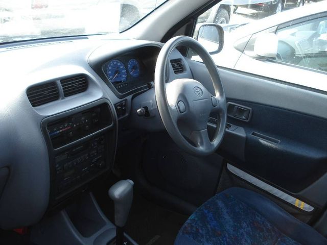 1999 Toyota Cami
