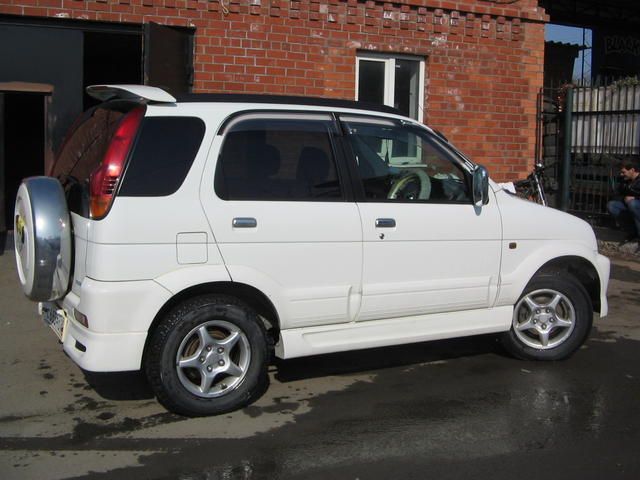 1999 Toyota Cami