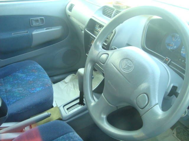 1999 Toyota Cami