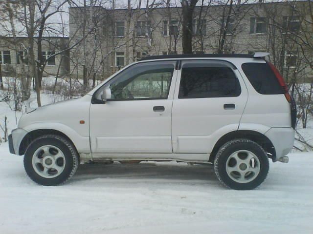 1999 Toyota Cami