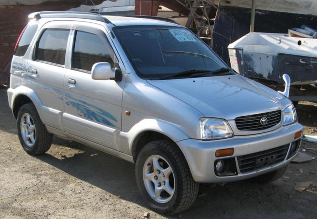 1999 Toyota Cami