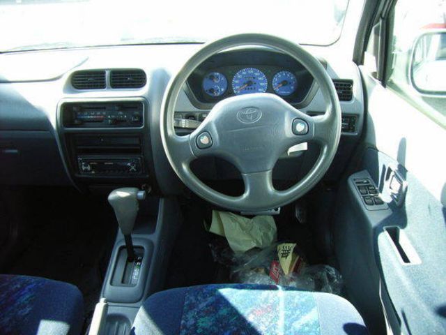 1999 Toyota Cami