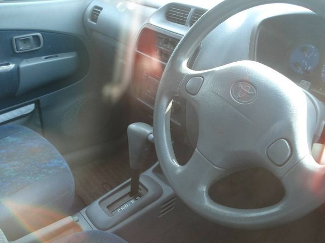 1999 Toyota Cami