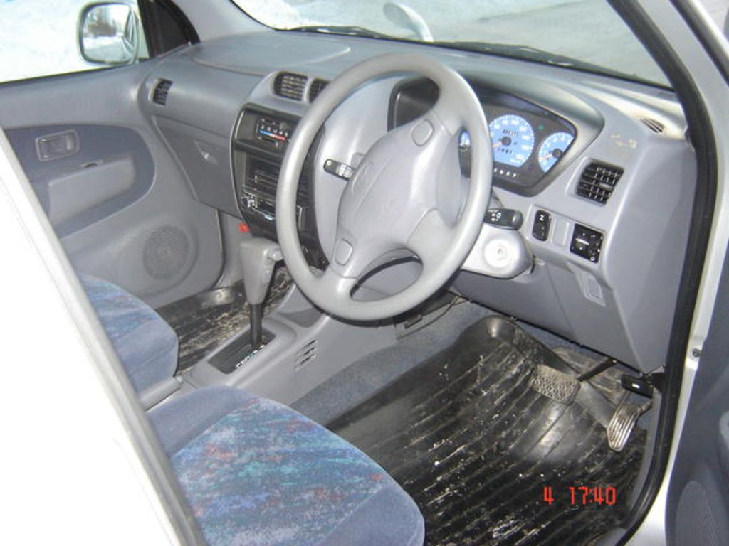 1999 Toyota Cami