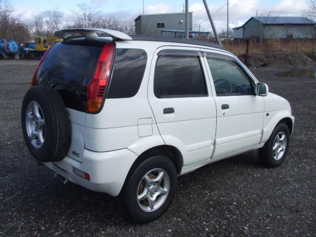 1999 Toyota Cami